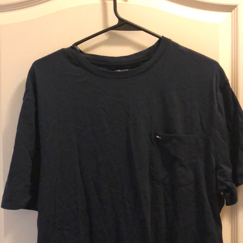 TOMMY HILFIGER T-SHIRT